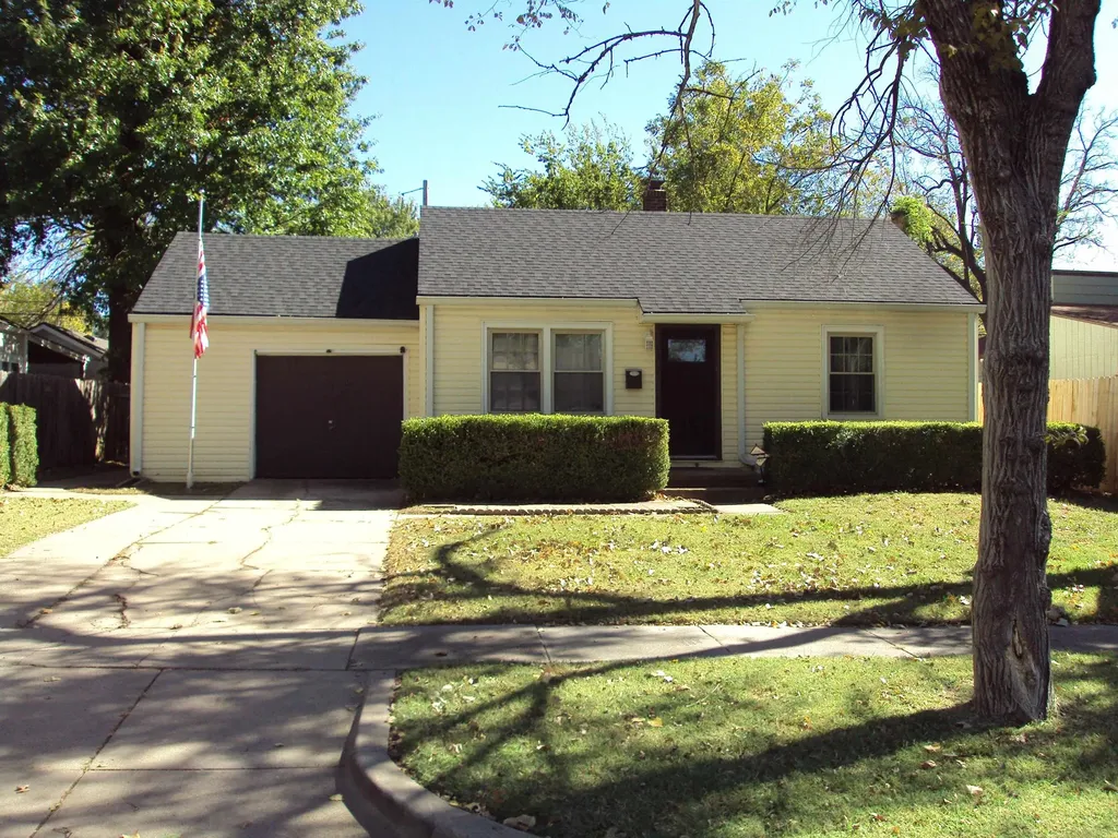 1938 S Bleckley Drive Wichita KS 67218