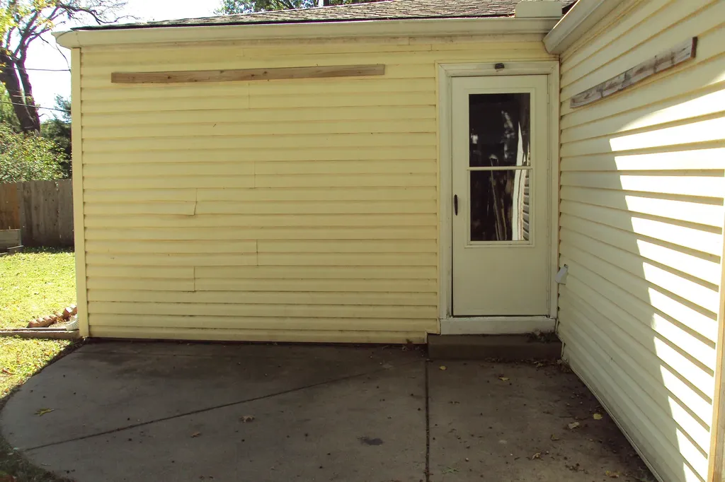 1938 S Bleckley Drive Wichita KS 67218