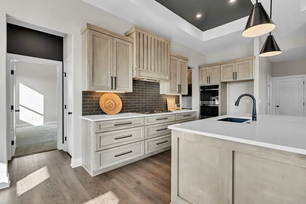 3125 Pine Grove Circle Wichita KS 67205