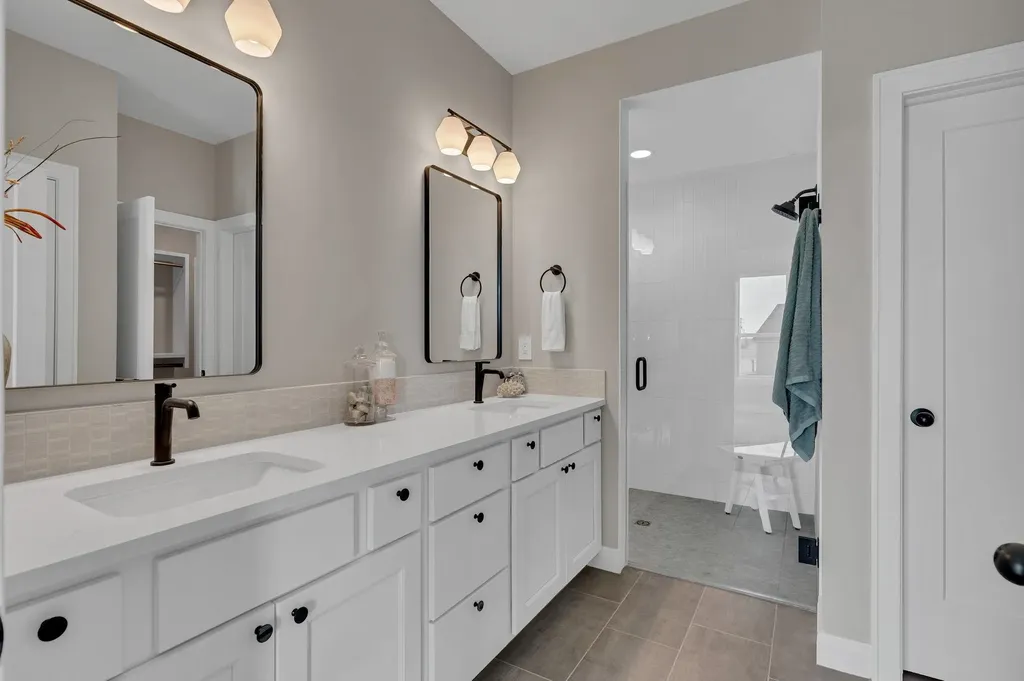3125 Pine Grove Circle Wichita KS 67205