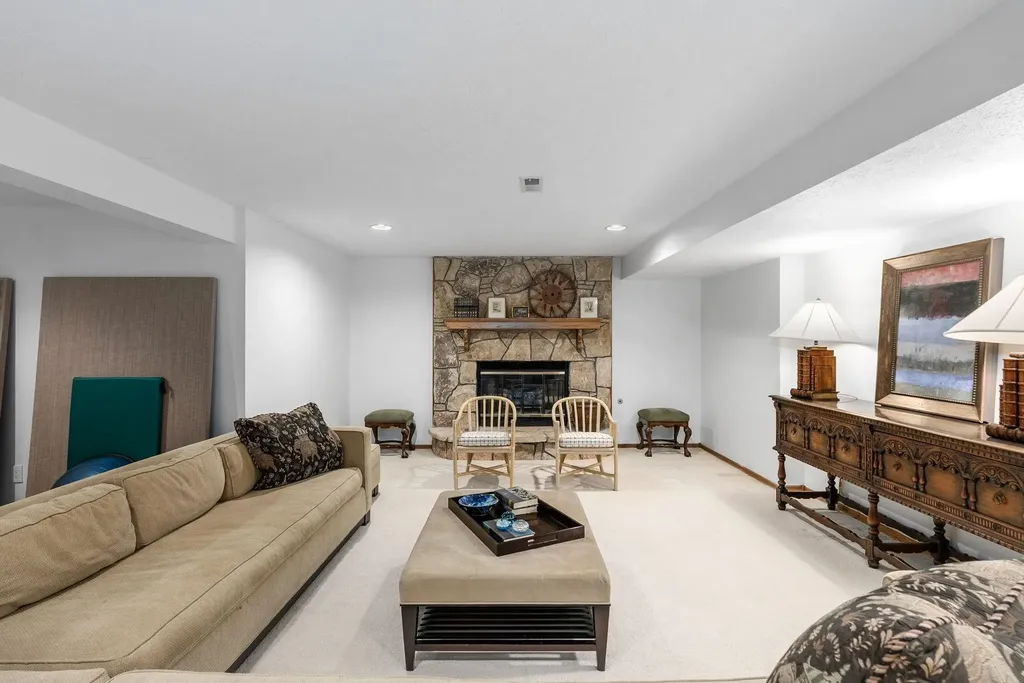 9420 E Bent Tree Circle Wichita KS 67226