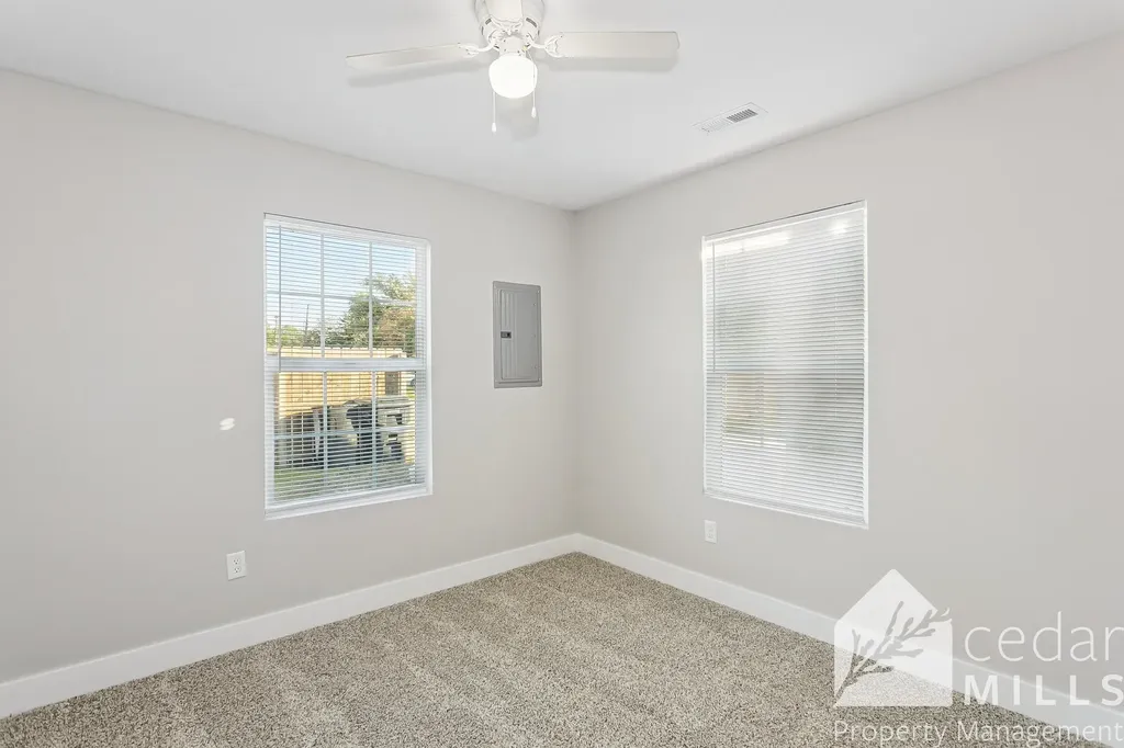 502 S Meridian Avenue Wichita KS 67213