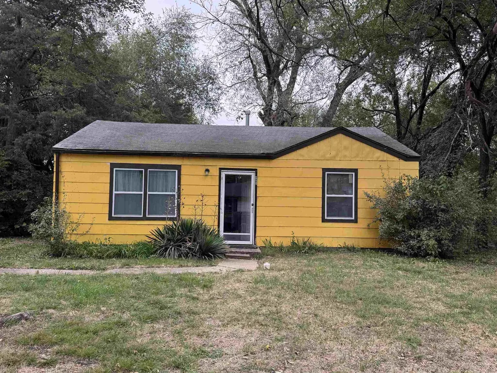 4982 S Jade Wichita KS 67216