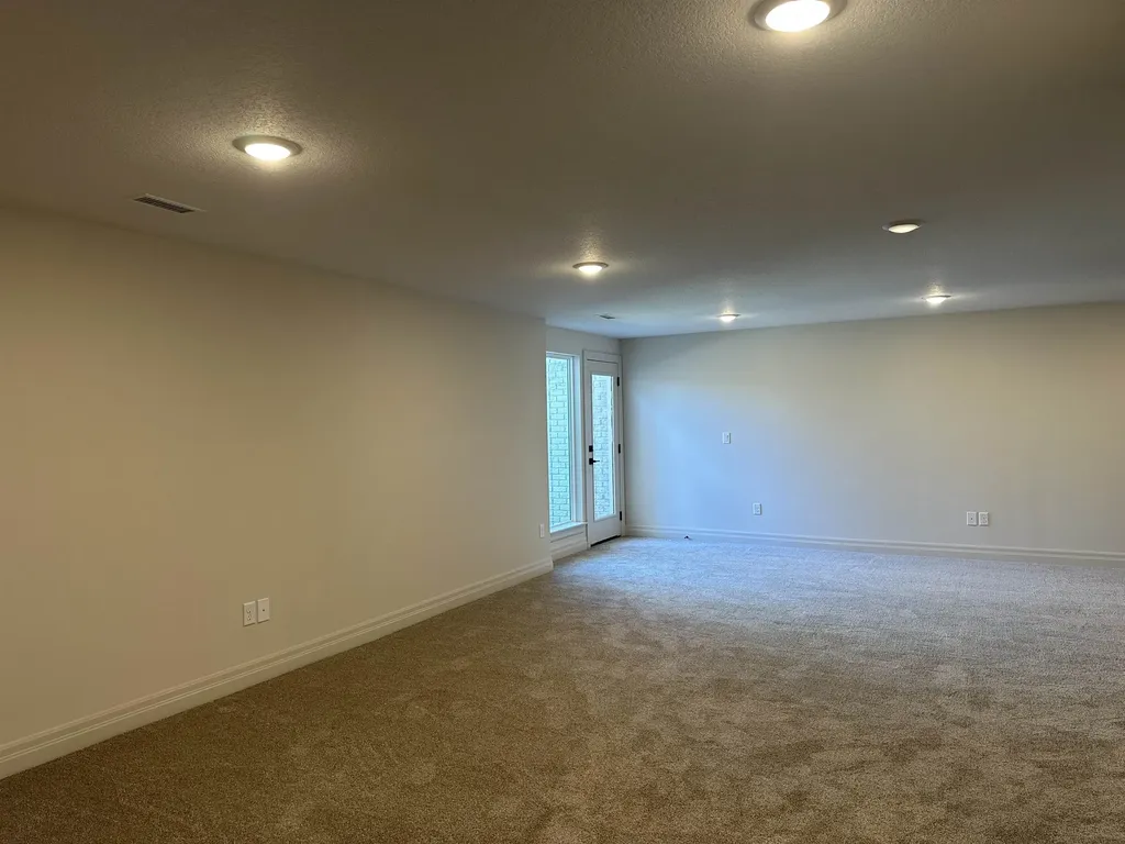 4305 N Sunny Lane Wichita KS 67205
