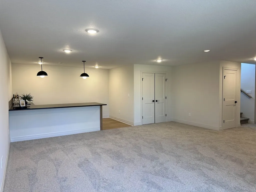 4305 N Sunny Lane Wichita KS 67205