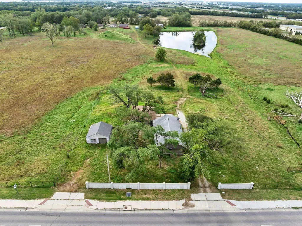 5301 N Hydraulic - Tract 4 Park City KS 67219