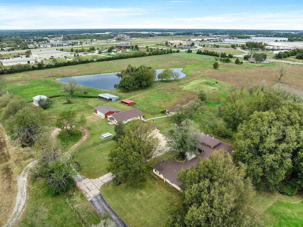 5301 N Hydraulic - Tract 4 Park City KS 67219