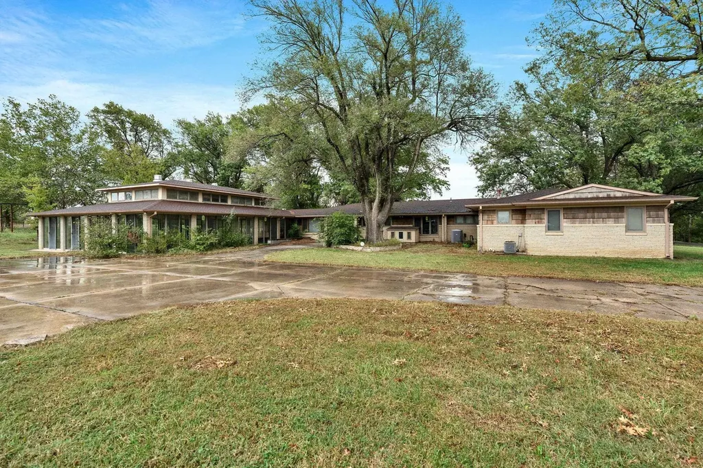 5301 N Hydraulic - Tract 4 Park City KS 67219
