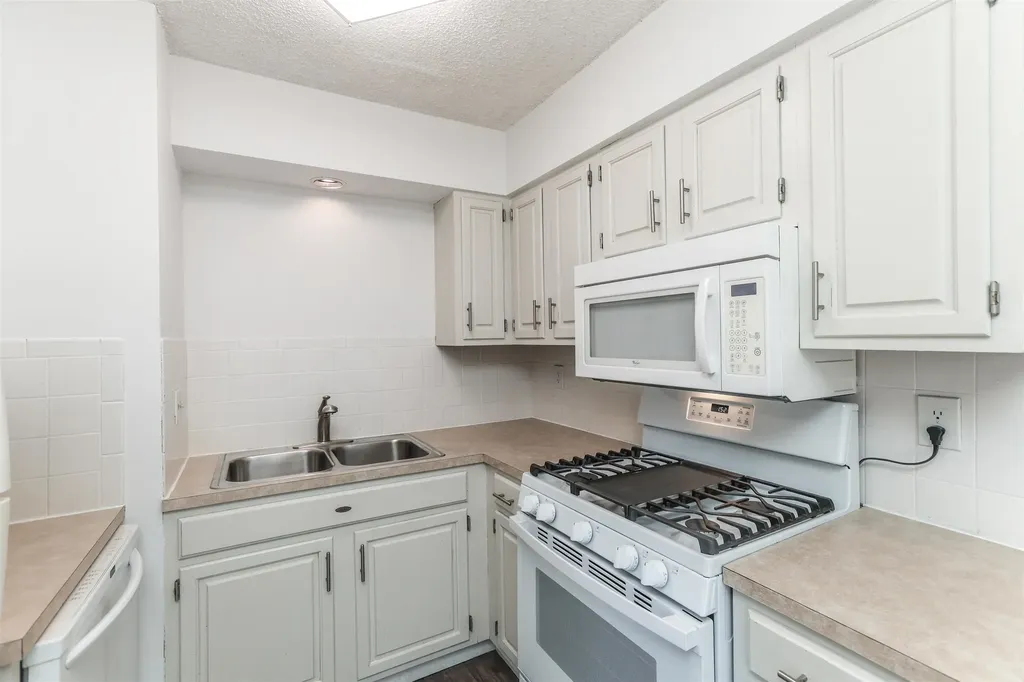 10504 W Texas Street Wichita KS 67209