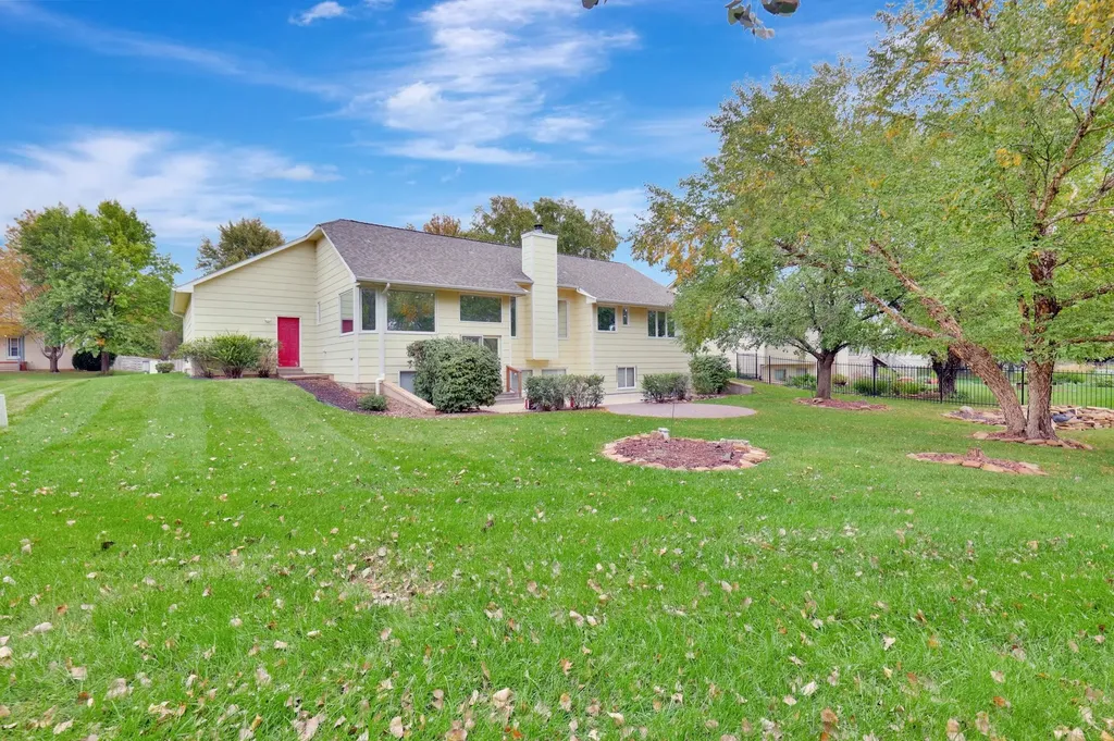 10009 W Britton Wichita KS 67205