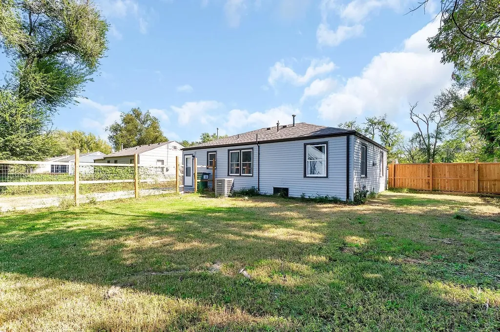 757 N Dougherty Avenue Wichita KS 67212