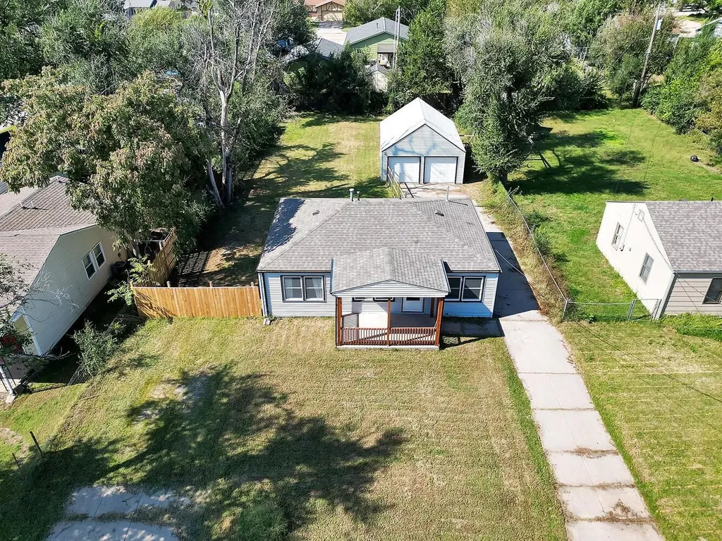 757 N Dougherty Avenue Wichita KS 67212