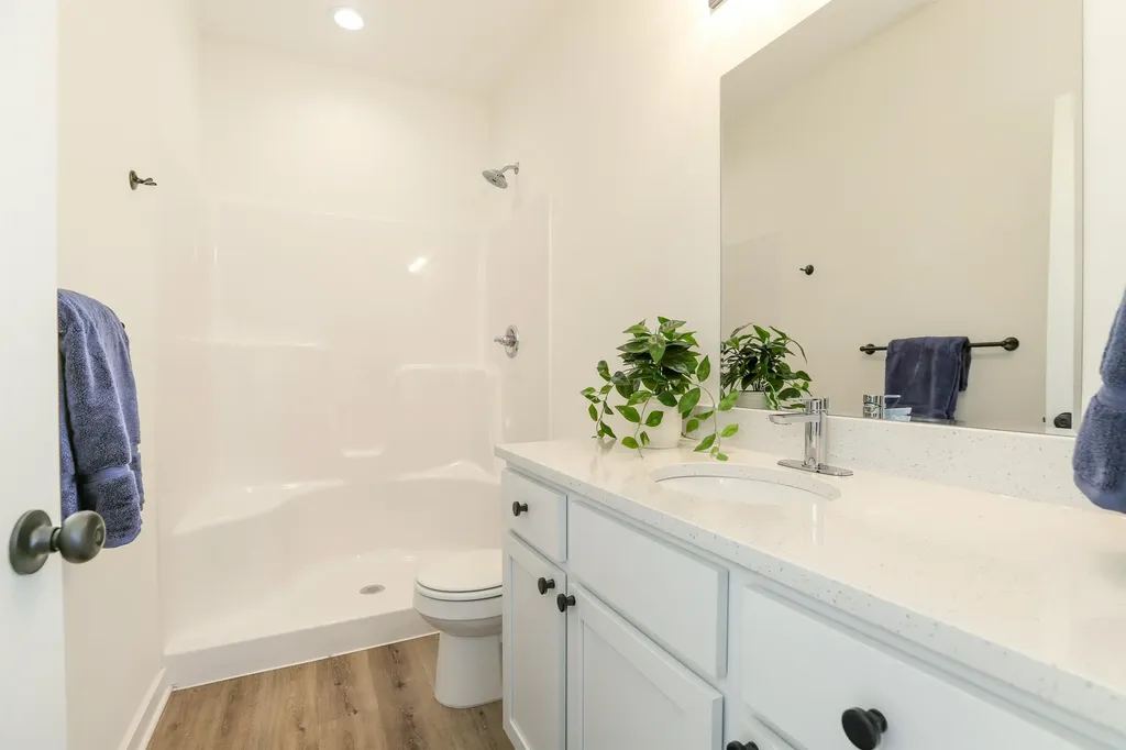 5346 Pinecrest Court N Bel Aire KS 67220