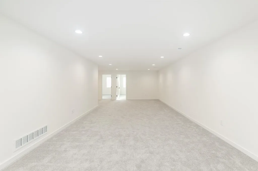 5346 Pinecrest Court N Bel Aire KS 67220