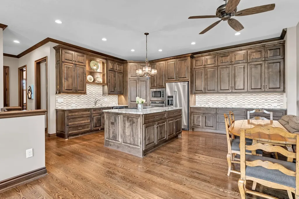 10721 E Genova Wichita KS 67206