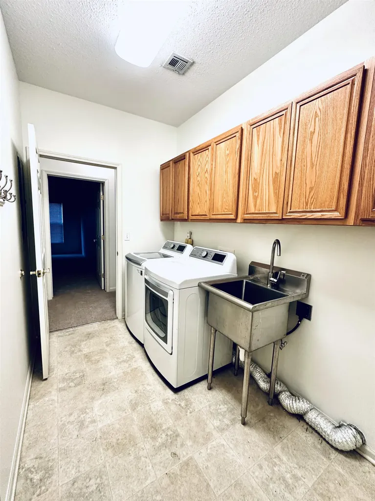 9400 E Wilson Estates Wichita KS 67206