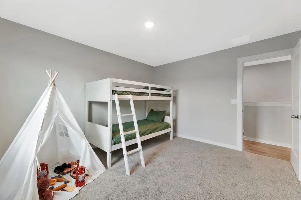 2816 S Maize Court Wichita KS 67215