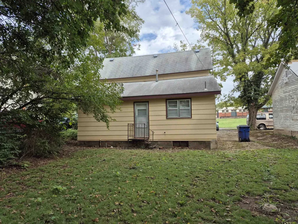 517 N Mulberry Street Eureka KS 67045