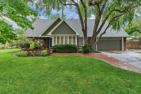 10238 W Alamo Court Wichita KS 67212