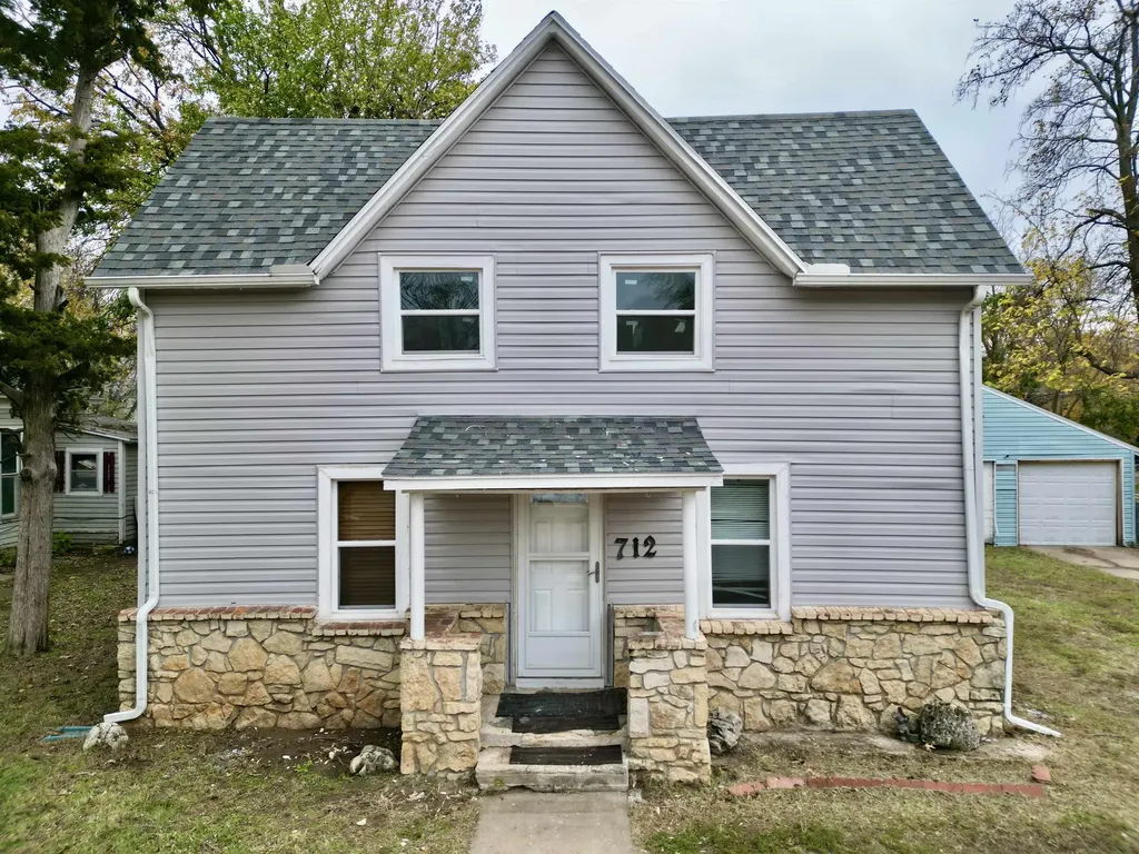 712 S C Street Arkansas City KS 67005