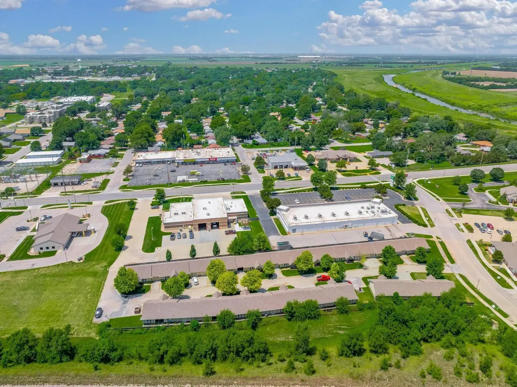 201 E Karla Avenue Haysville KS 67060