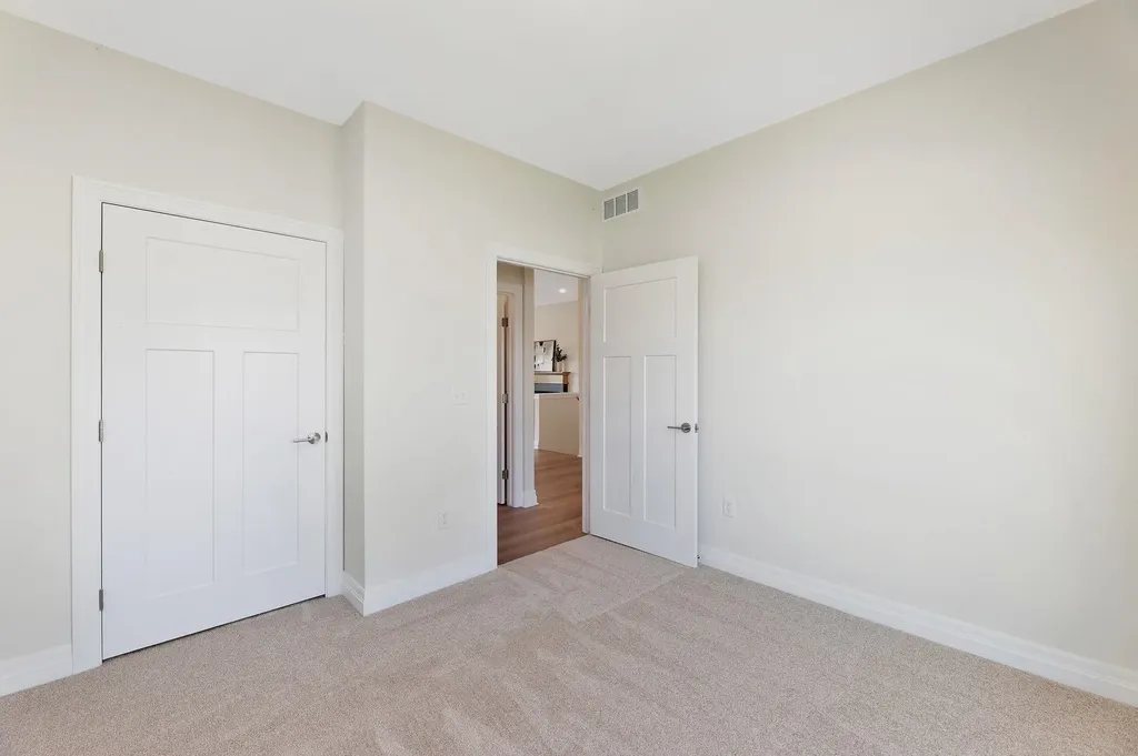 141 E Poplar Circle Goddard KS 67052