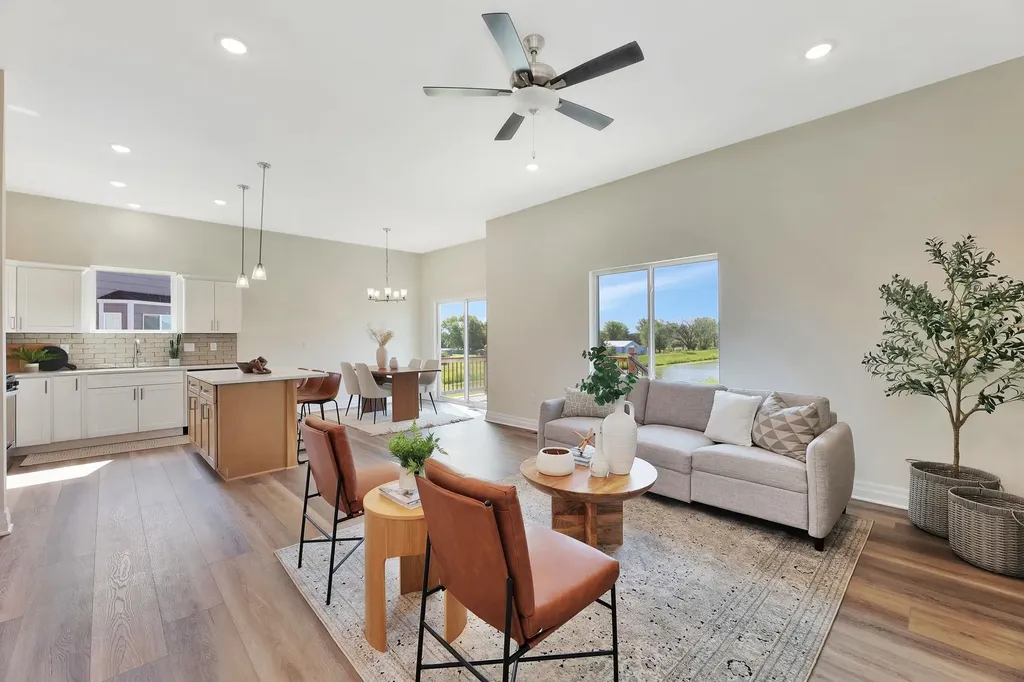 141 E Poplar Circle Goddard KS 67052