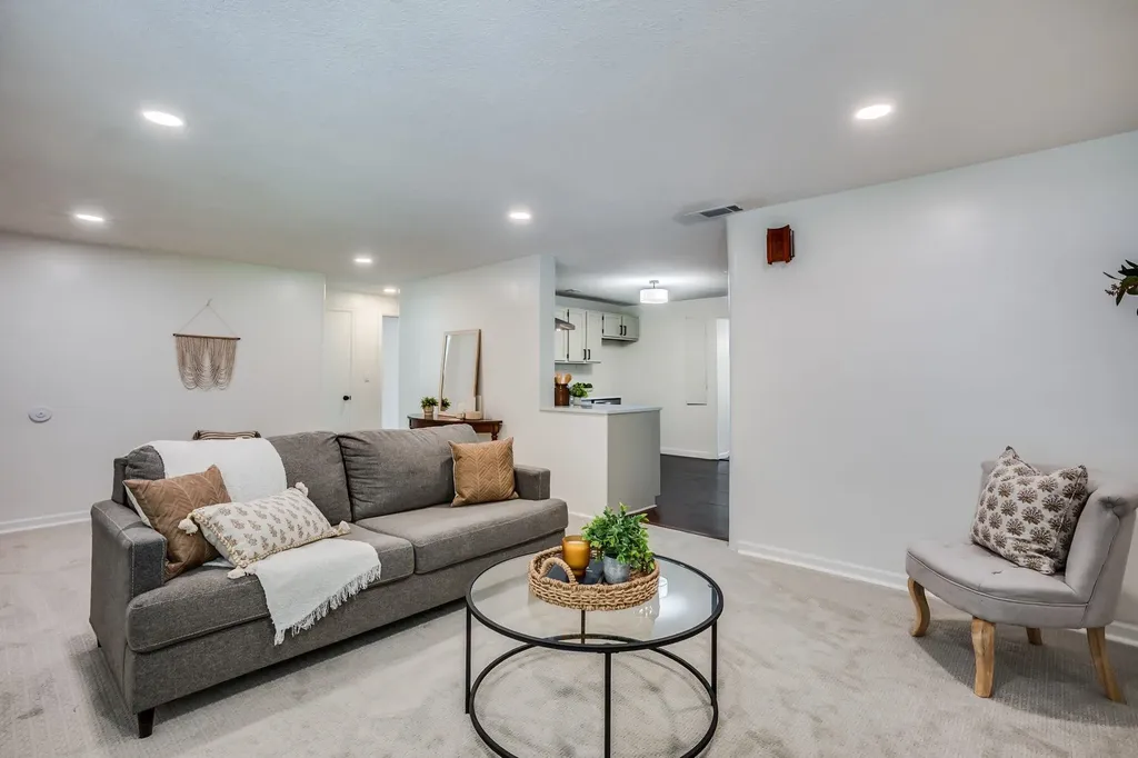 1903 E Bayley Street Wichita KS 67211