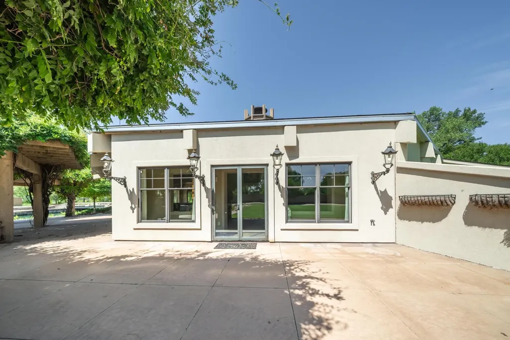 7610 W 45th Street N Maize KS 67101