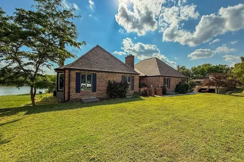 14 N Lakeview Drive Goddard KS 67052