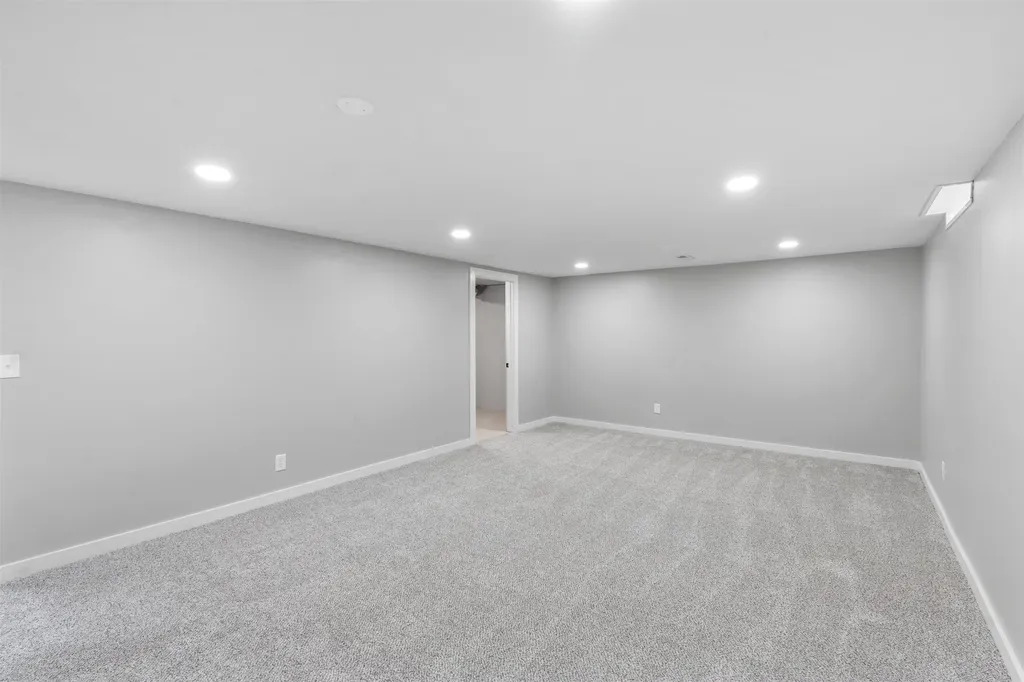 2440 N Battin Avenue Wichita KS 67220