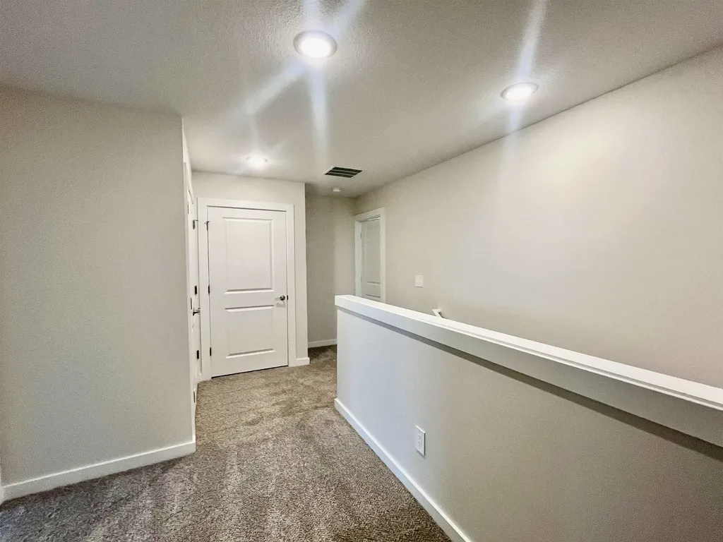 2078 N Reece Court Goddard KS 67052