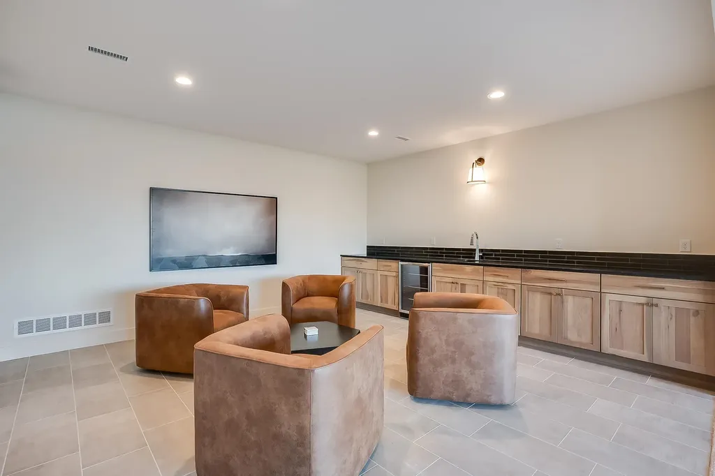 4620 N Ridge Port Street Wichita KS 67205