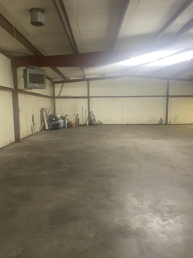 903 E 8th Street Harper KS 67058