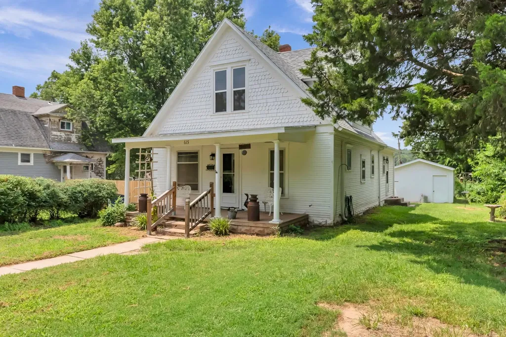 615 N Cedar Street Kingman KS 67068