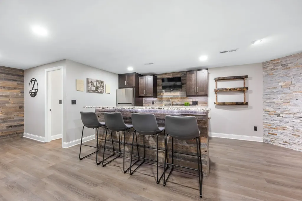 7 E Swallow Street Wichita KS 67230