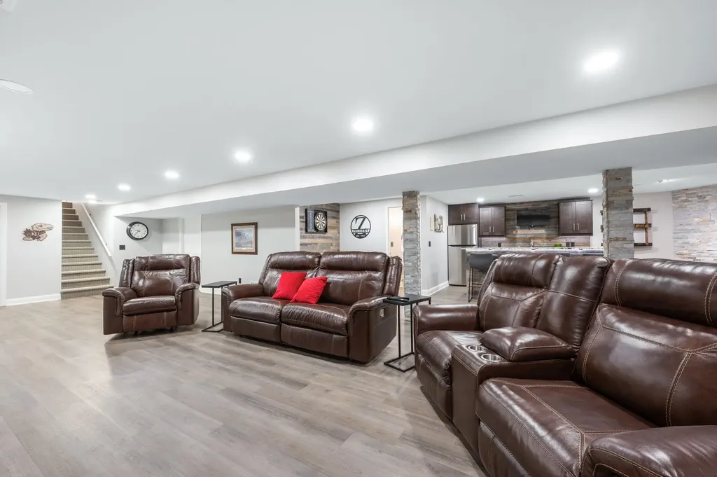 7 E Swallow Street Wichita KS 67230