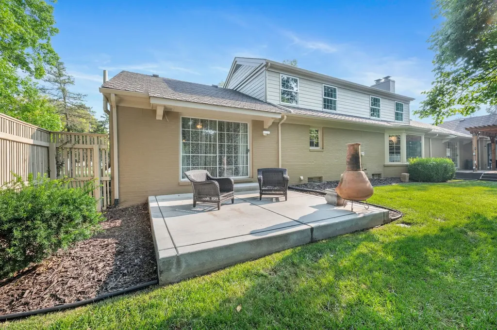 7 E Swallow Street Wichita KS 67230