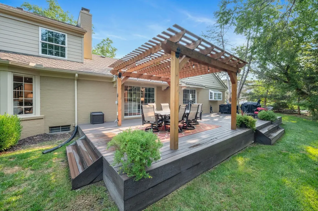7 E Swallow Street Wichita KS 67230