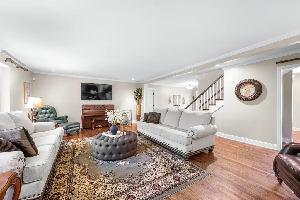 7 E Swallow Street Wichita KS 67230