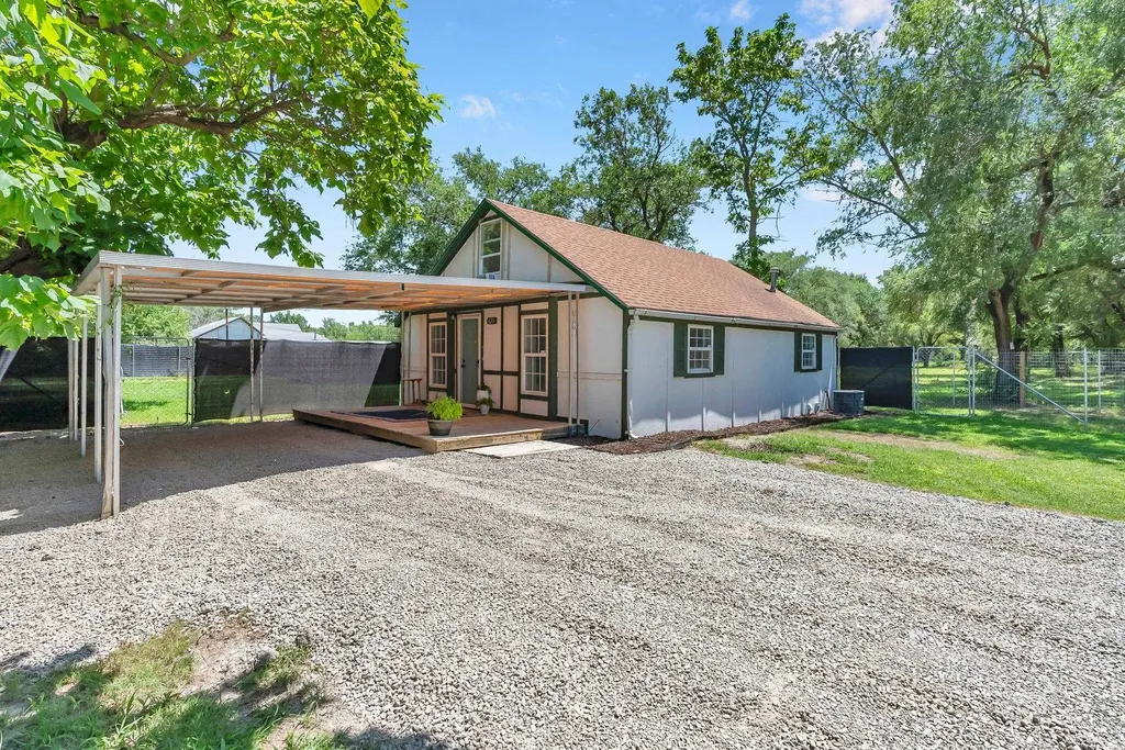 625 W 55th Street S Wichita KS 67217