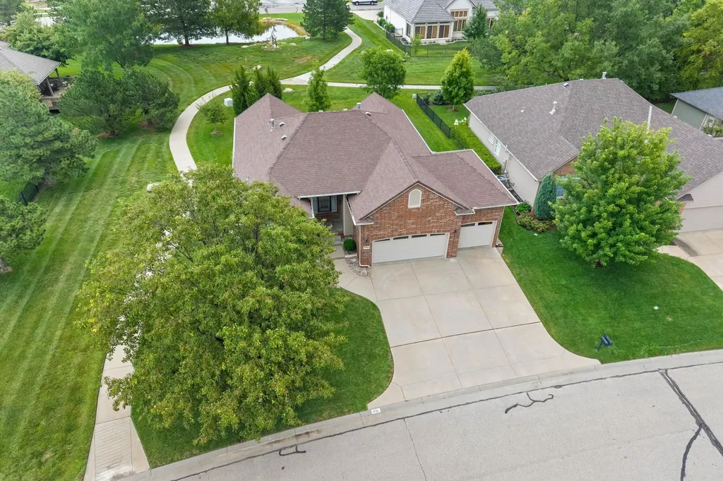 1722 N Split Rail Street Wichita KS 67230