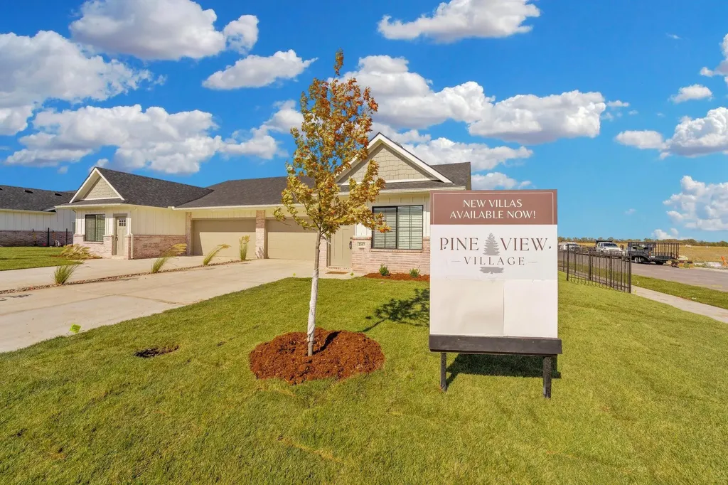 2424 E Elk Ridge Avenue Goddard KS 67052