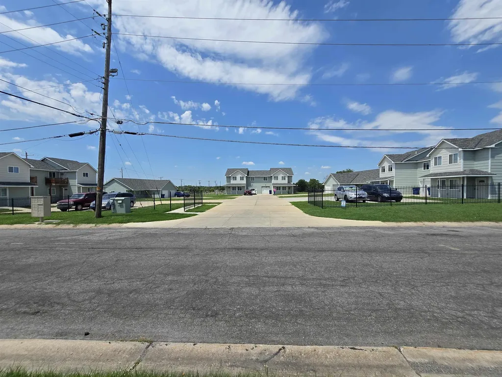 3254 E 26th Street North Wichita KS 67220