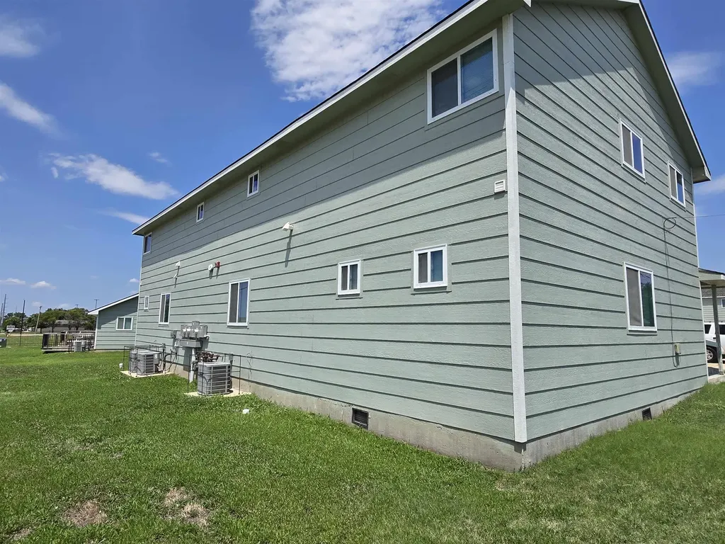 3254 E 26th Street North Wichita KS 67220