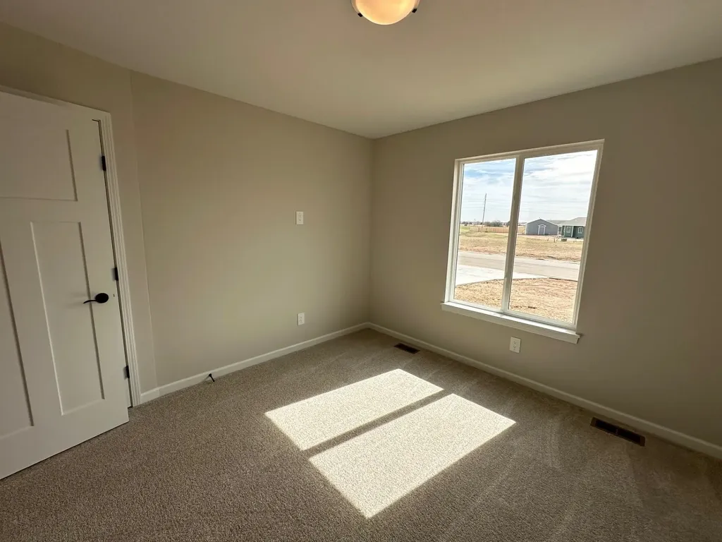 2809 N Rutland Lane Augusta KS 67010