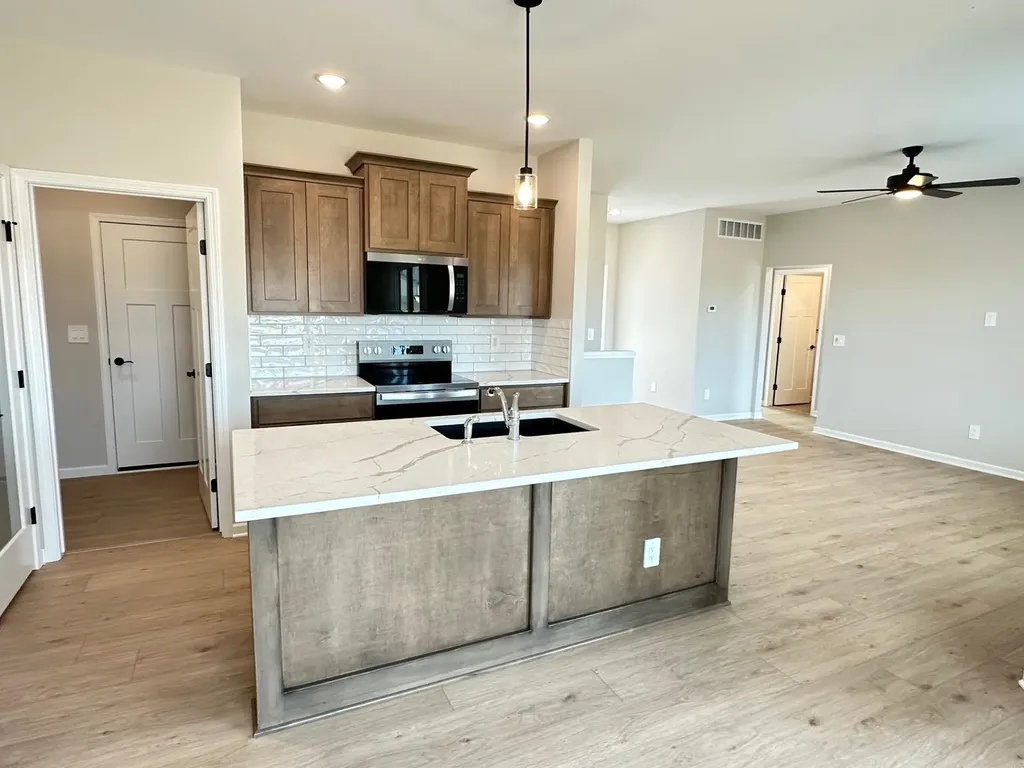2809 N Rutland Lane Augusta KS 67010
