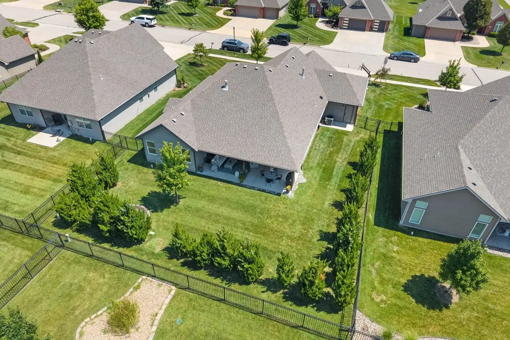 5111 N Remington Street Bel Aire KS 67226