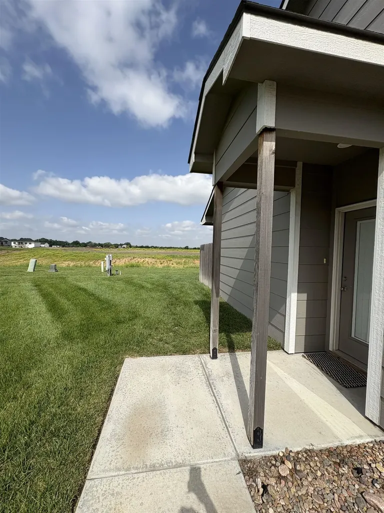 2805-2807 W 55th Court N Wichita KS 67204