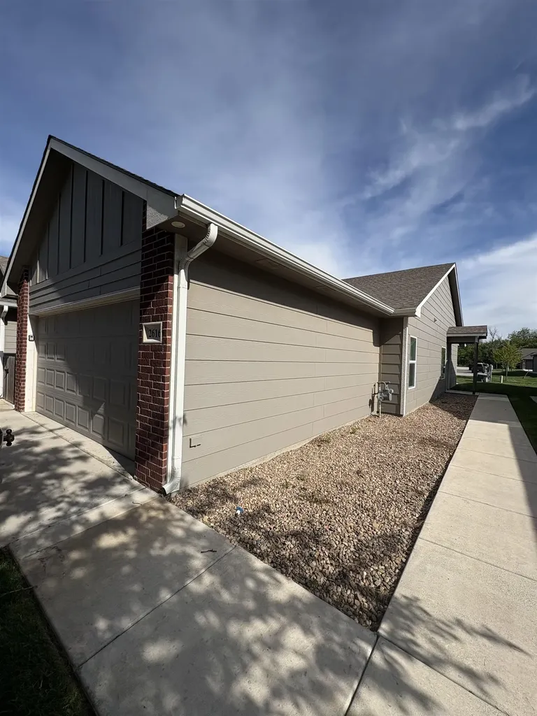 2509-2507 W 55th Street N Wichita KS 67204
